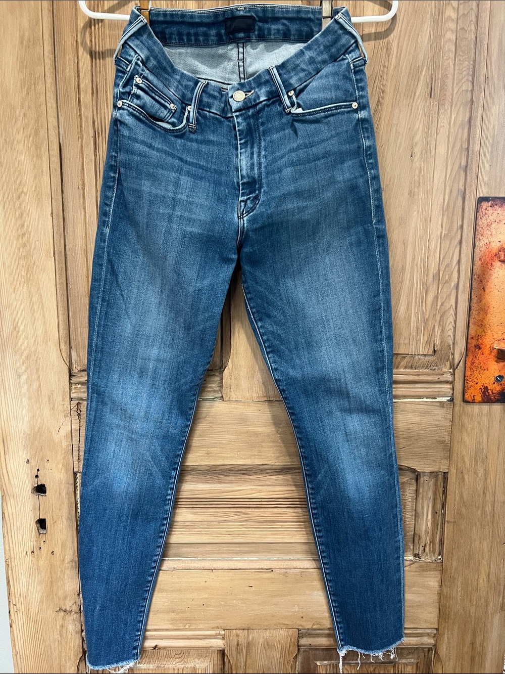 Mother The Looker Ankle Fray High-Rise Skinny Jeans in Medium Blue